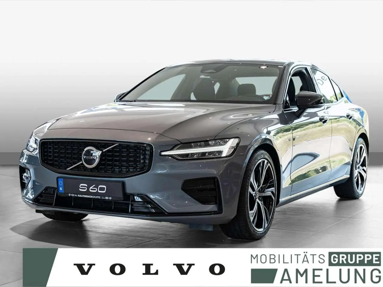 Photo 1 : Volvo S60 2024 Essence