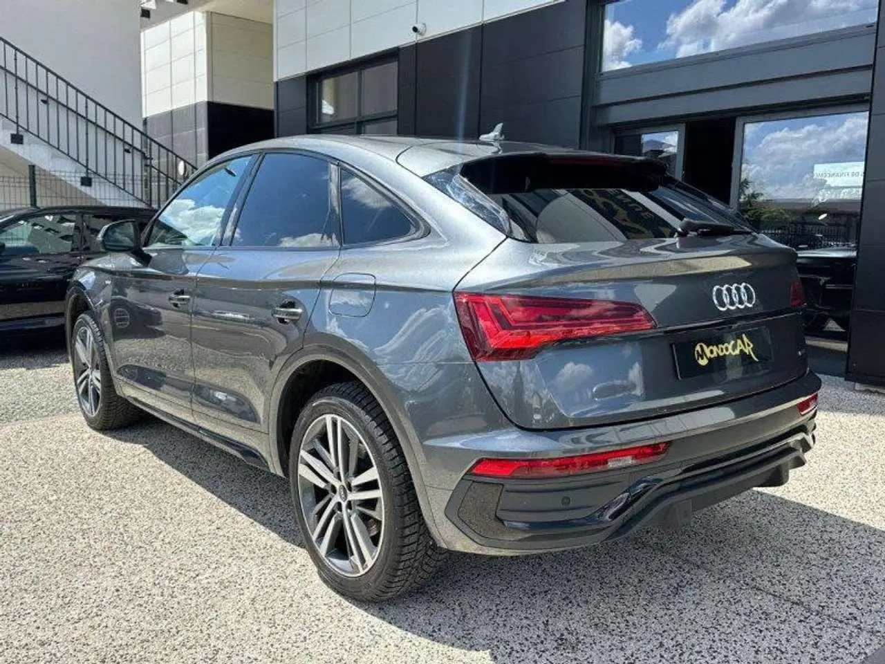 Photo 1 : Audi Q5 2021 Not specified