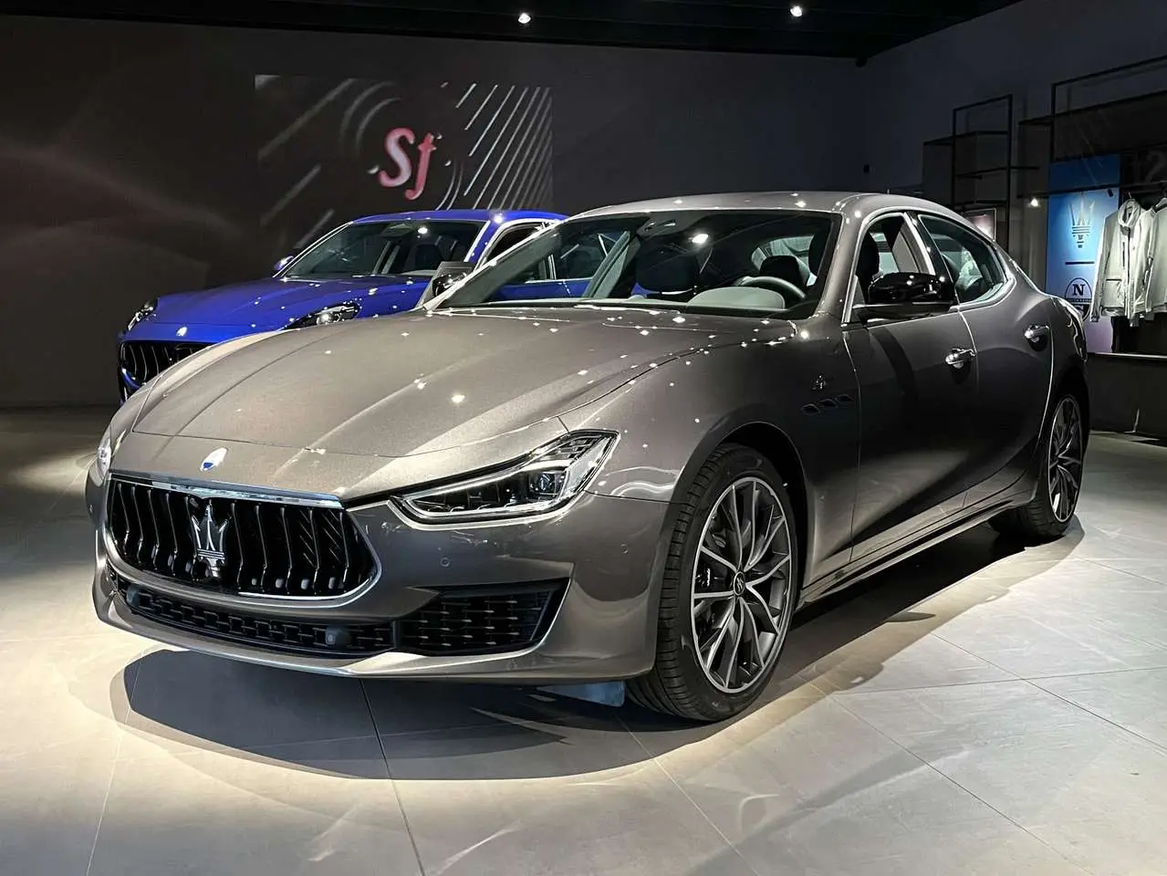 Photo 1 : Maserati Ghibli 2024 Hybrid