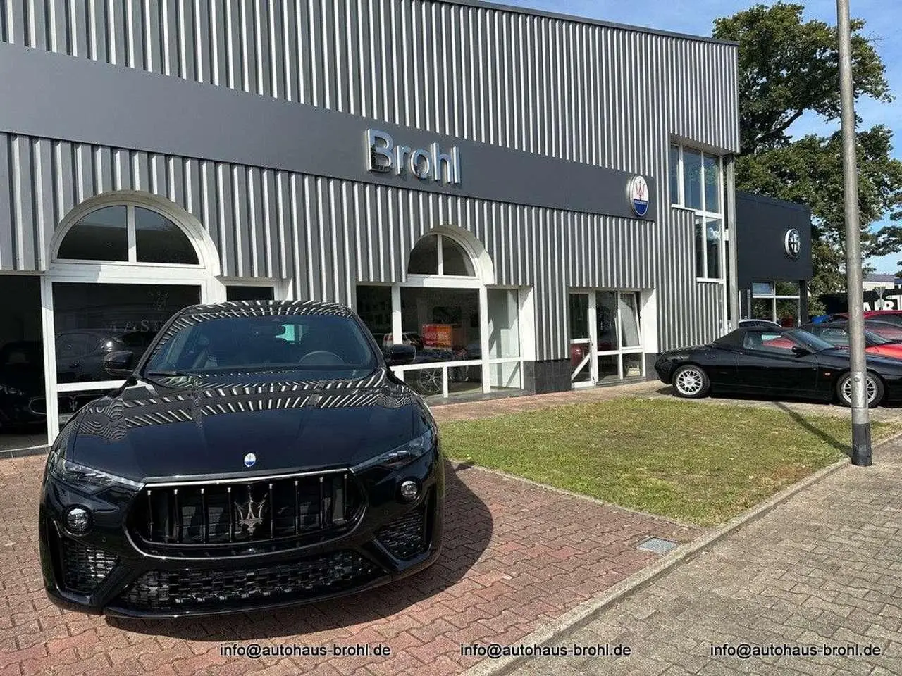 Photo 1 : Maserati Levante 2023 Essence