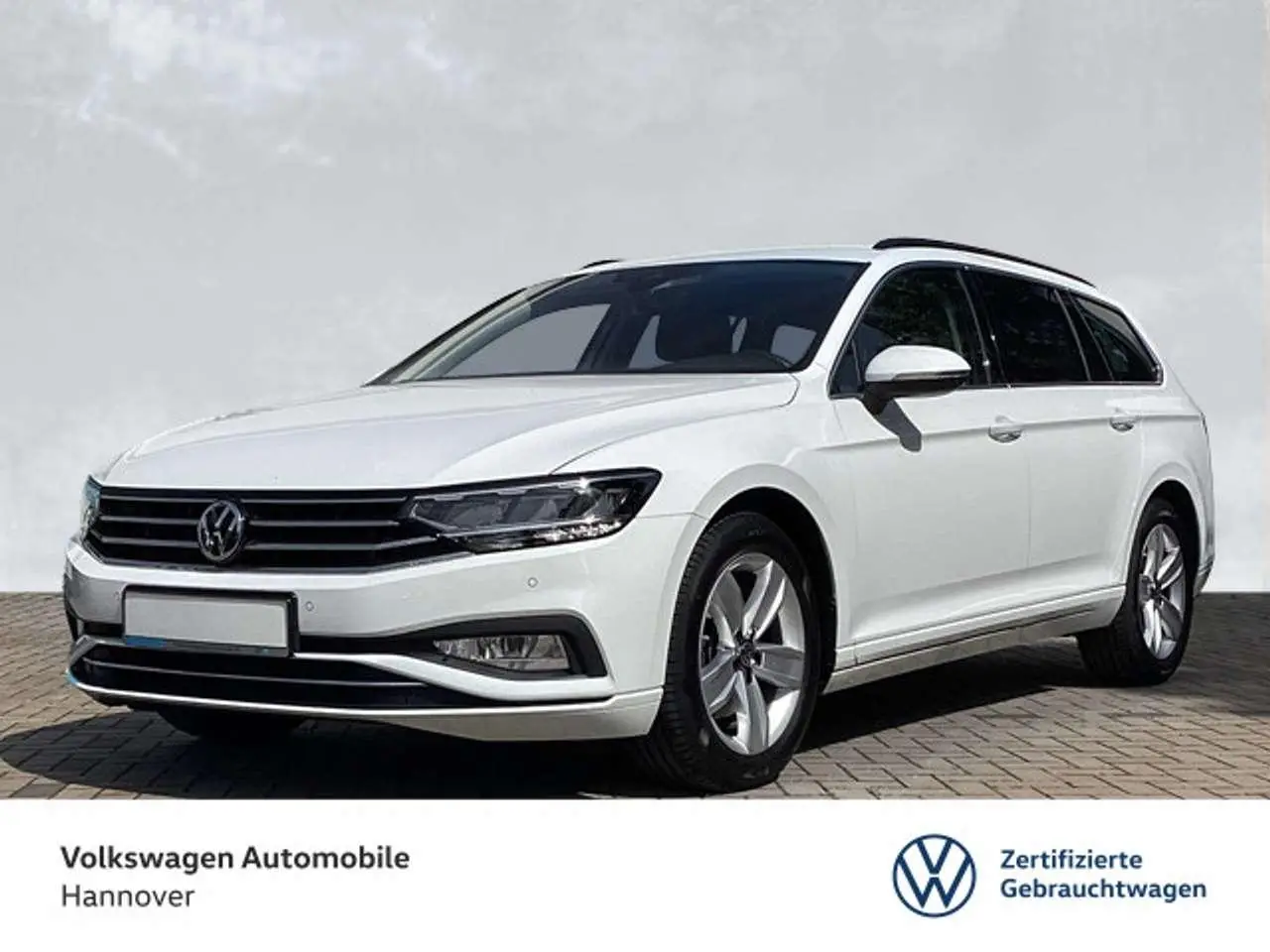 Photo 1 : Volkswagen Passat 2020 Essence