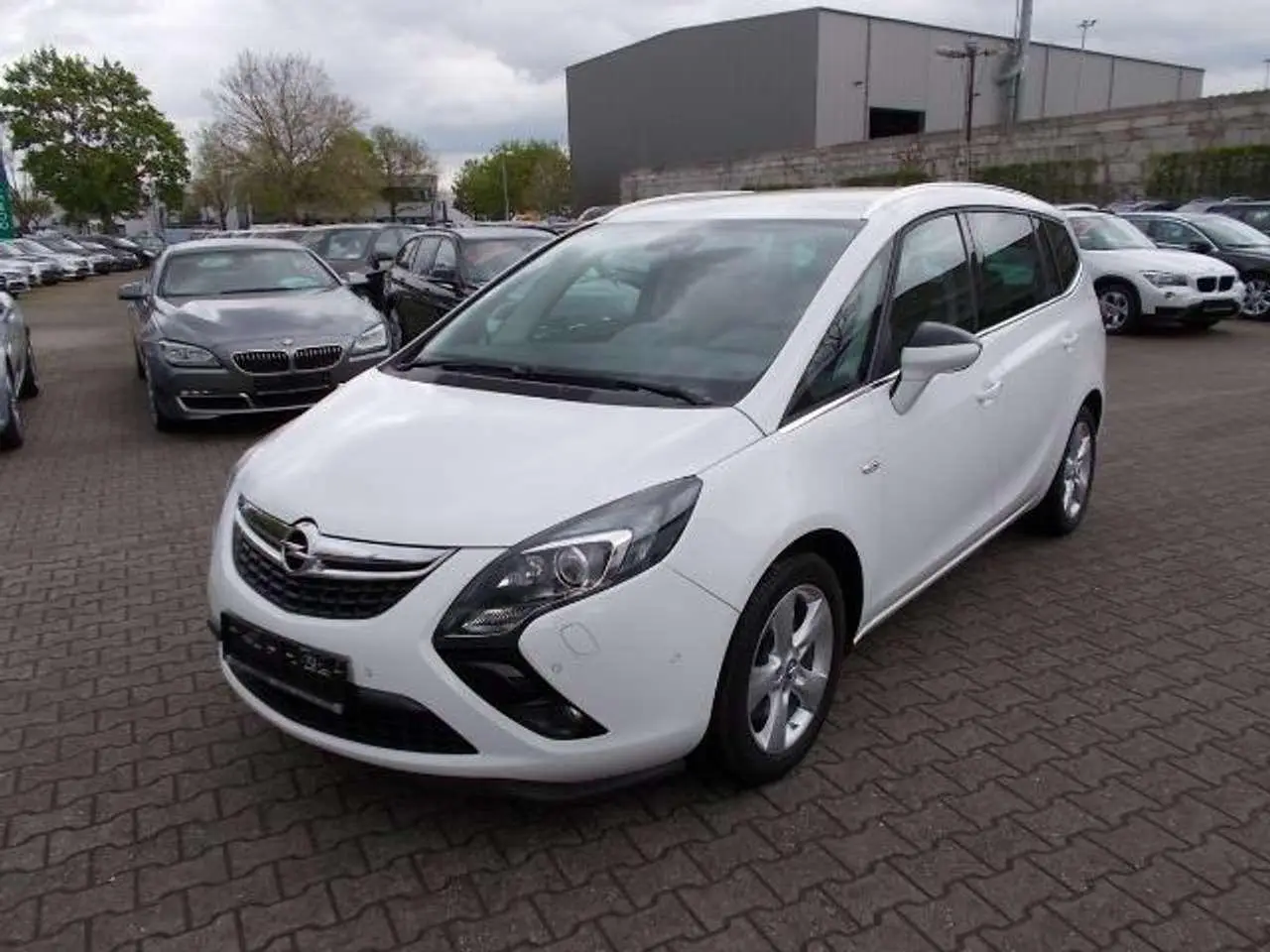 Photo 1 : Opel Zafira 2014 Essence