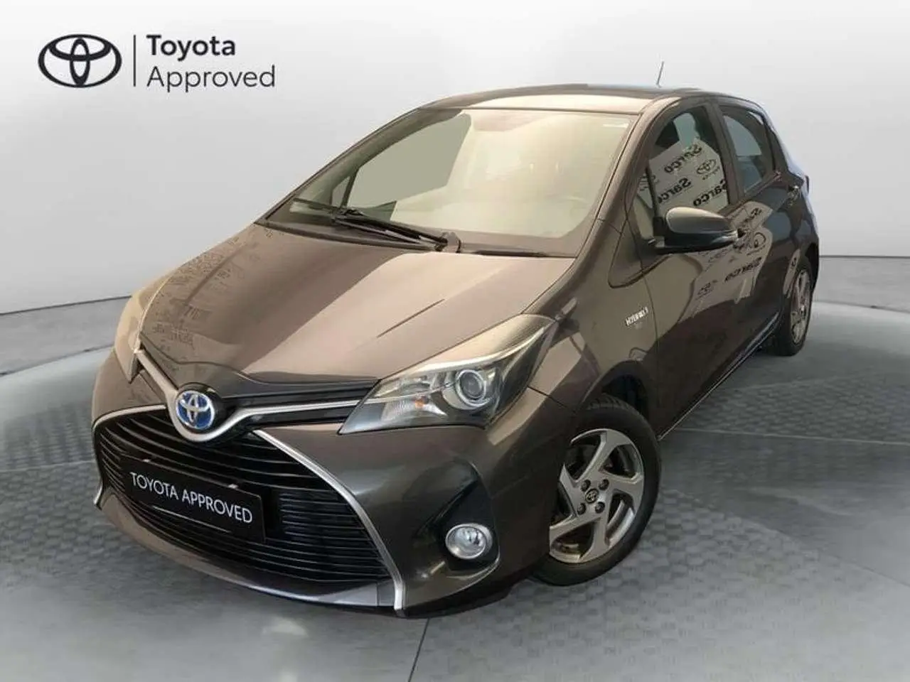 Photo 1 : Toyota Yaris 2016 Hybrid