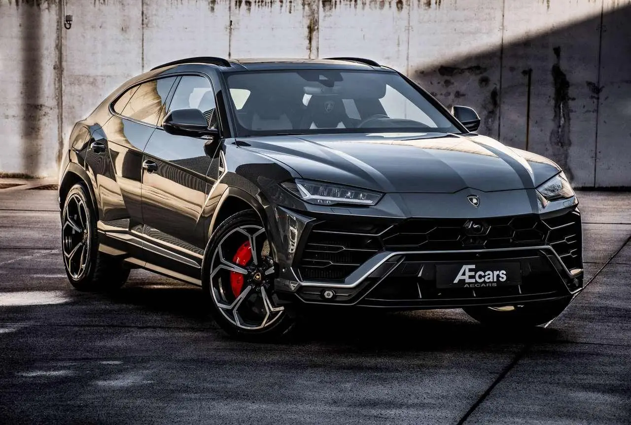 Photo 1 : Lamborghini Urus 2019 Essence