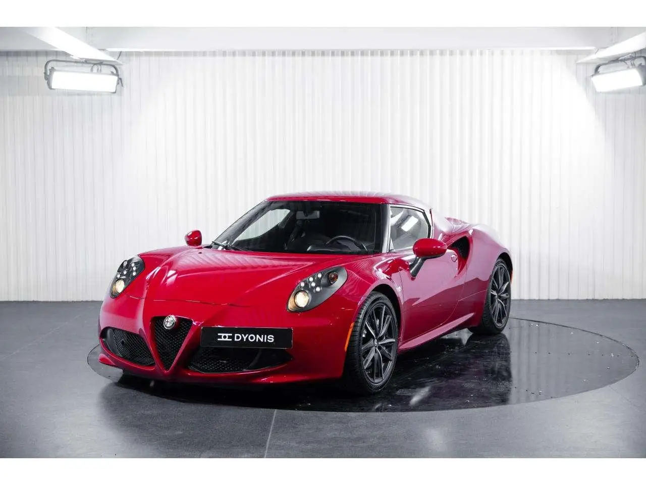 Photo 1 : Alfa Romeo 4c 2015 Petrol
