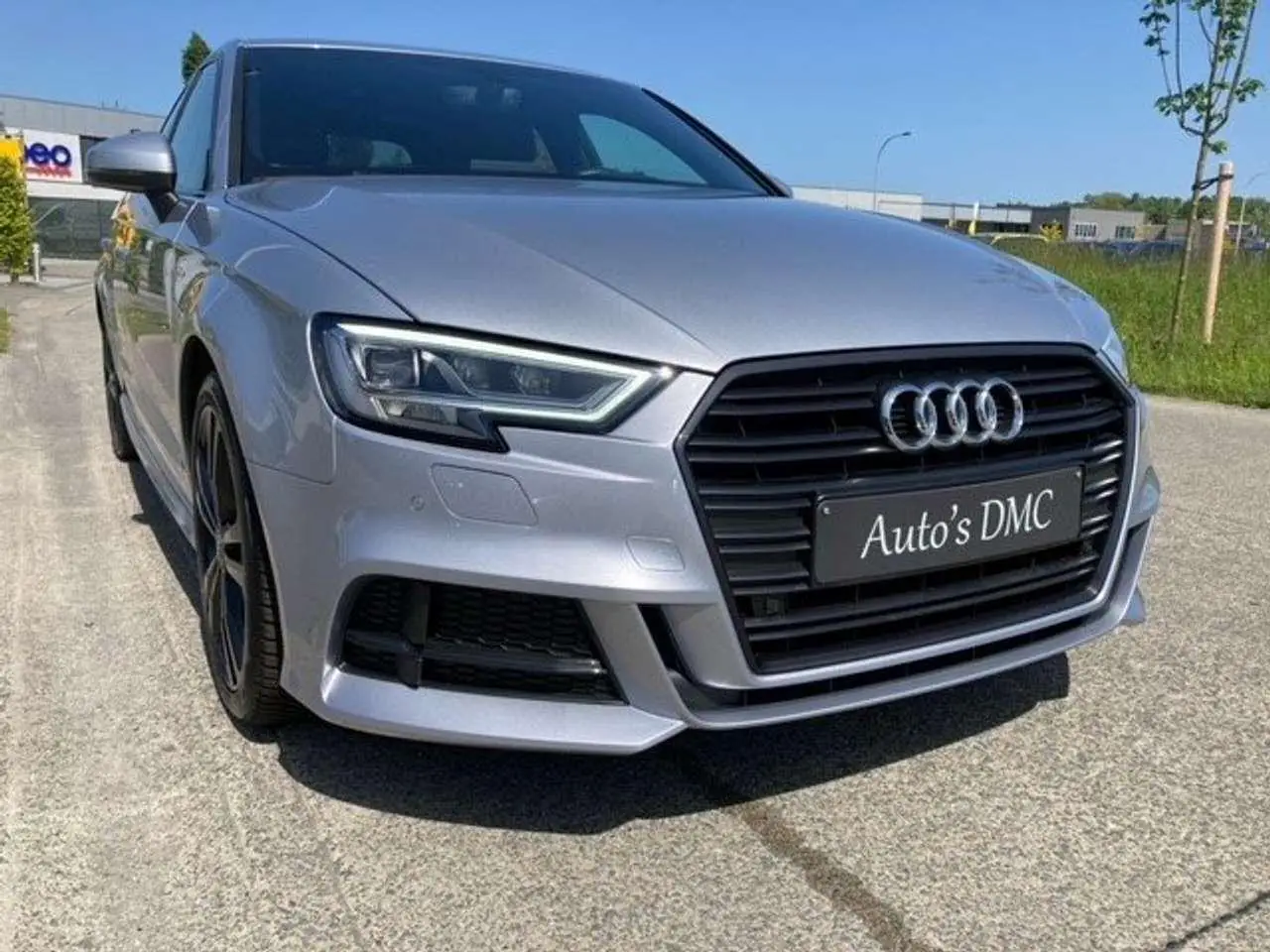 Photo 1 : Audi A3 2019 Petrol