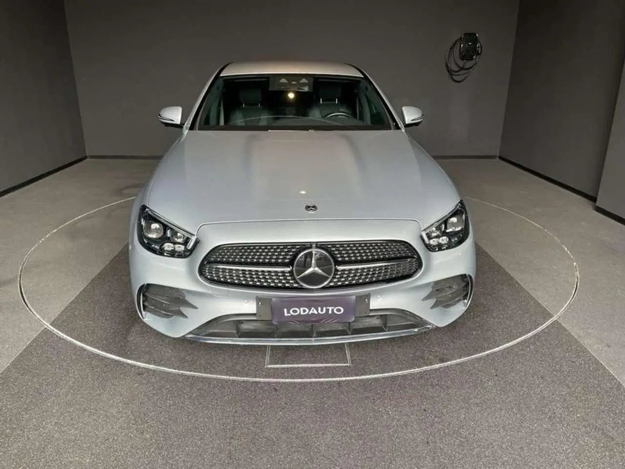 Photo 1 : Mercedes-benz Classe E 2021 Hybrid