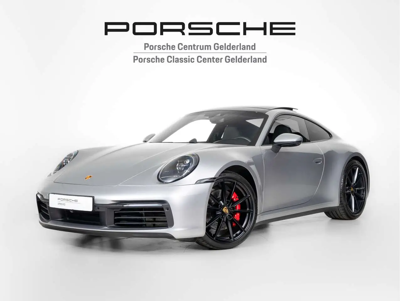 Photo 1 : Porsche 992 2019 Essence