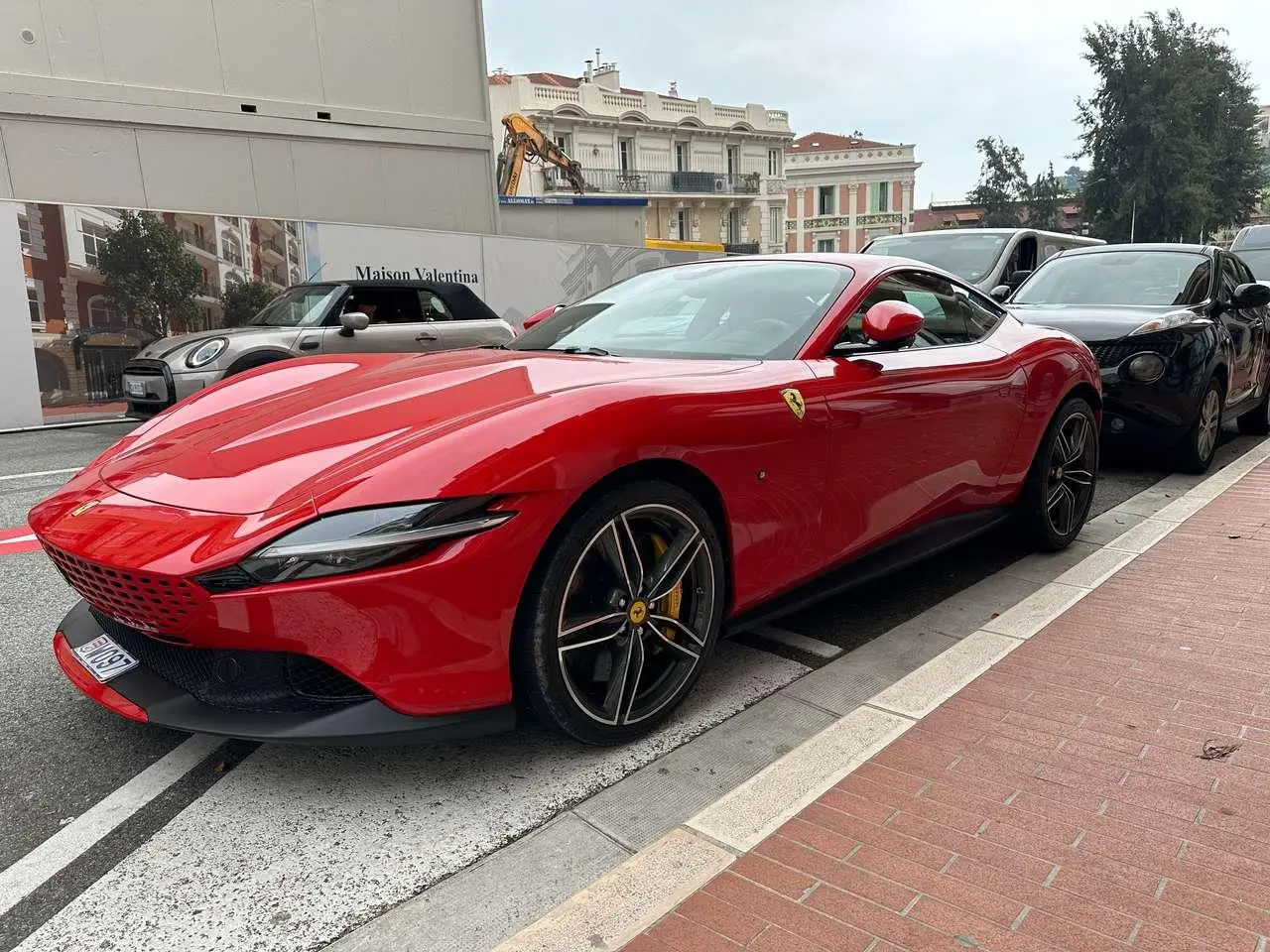 Photo 1 : Ferrari Roma 2023 Petrol