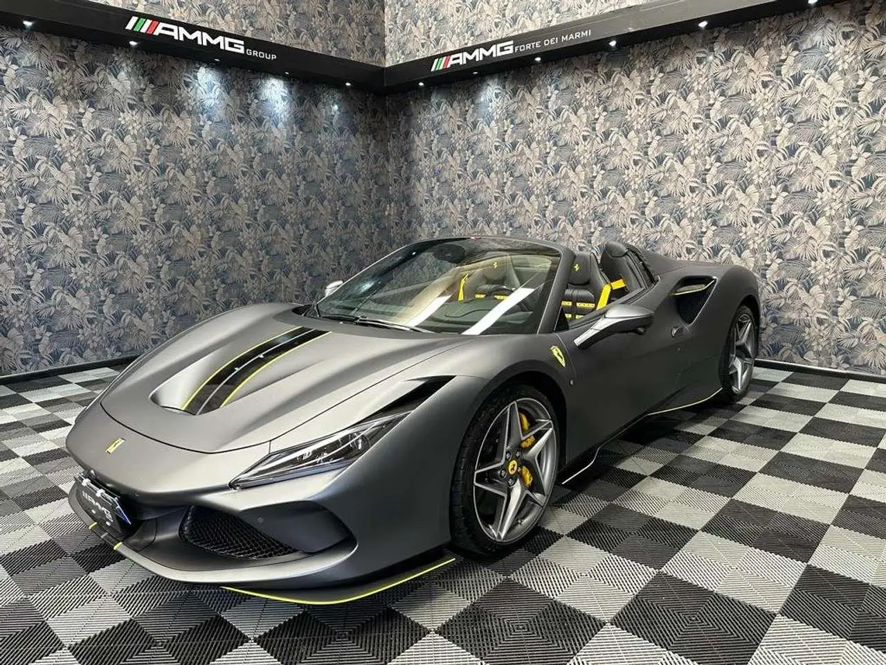 Photo 1 : Ferrari F8 2022 Petrol