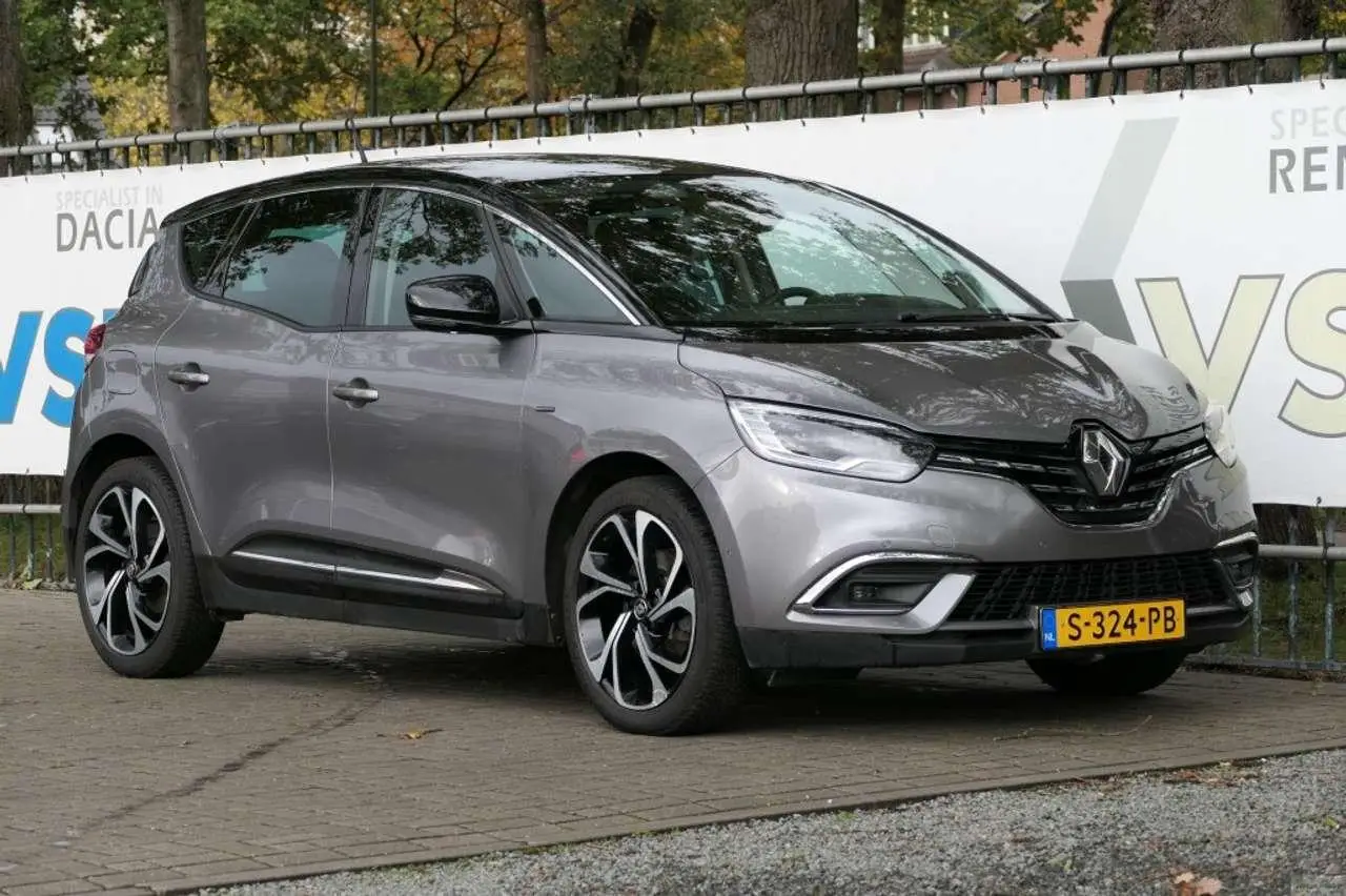 Photo 1 : Renault Scenic 2021 Essence