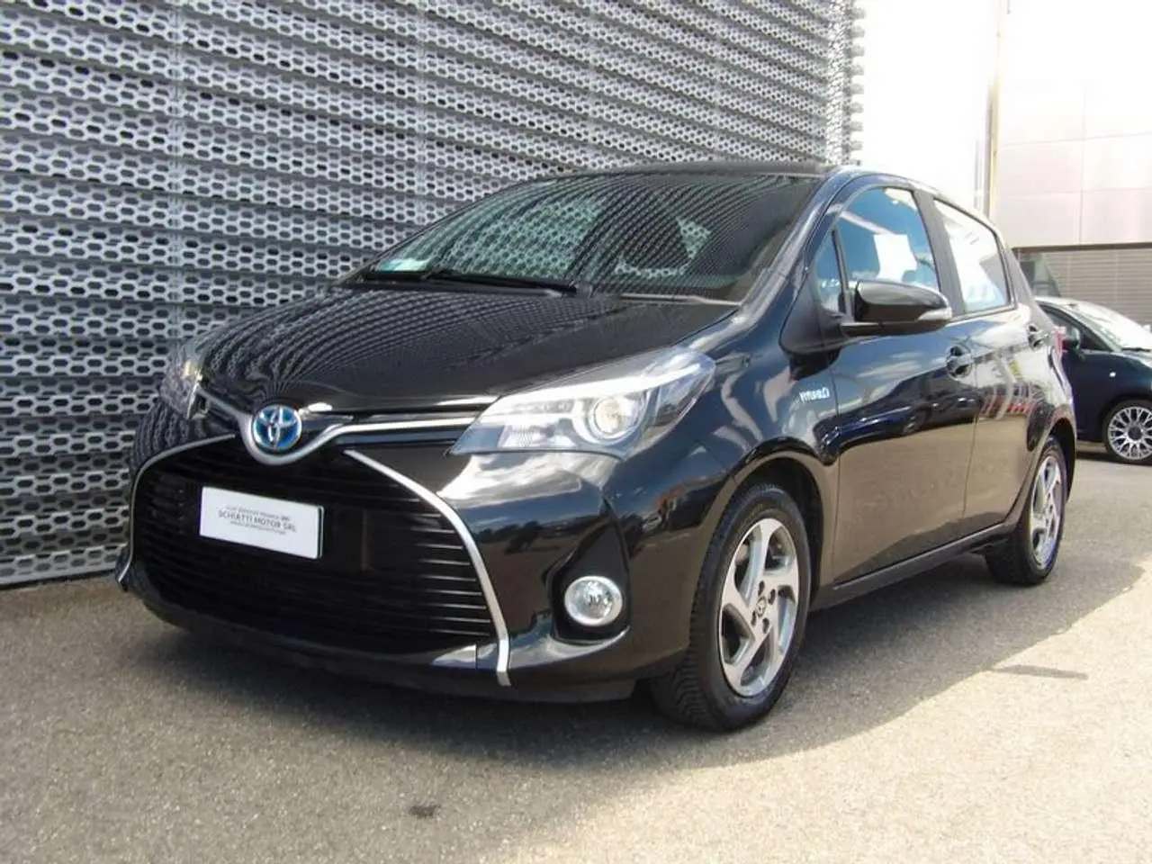 Photo 1 : Toyota Yaris 2014 Hybrid