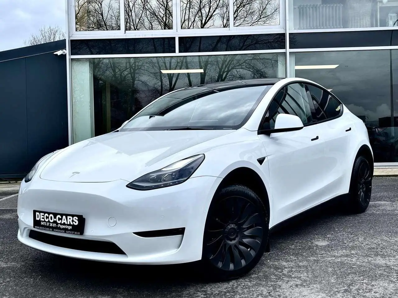 Photo 1 : Tesla Model Y 2022 Électrique