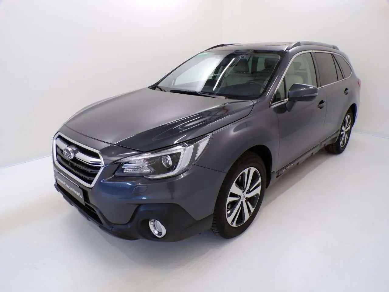 Photo 1 : Subaru Outback 2020 Petrol