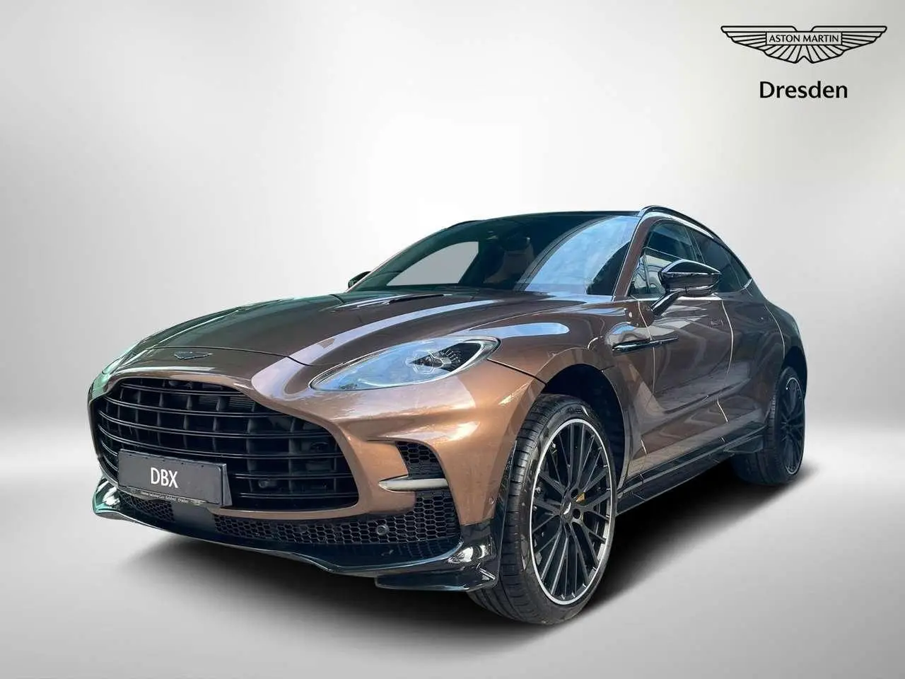 Photo 1 : Aston Martin Dbx 2024 Petrol