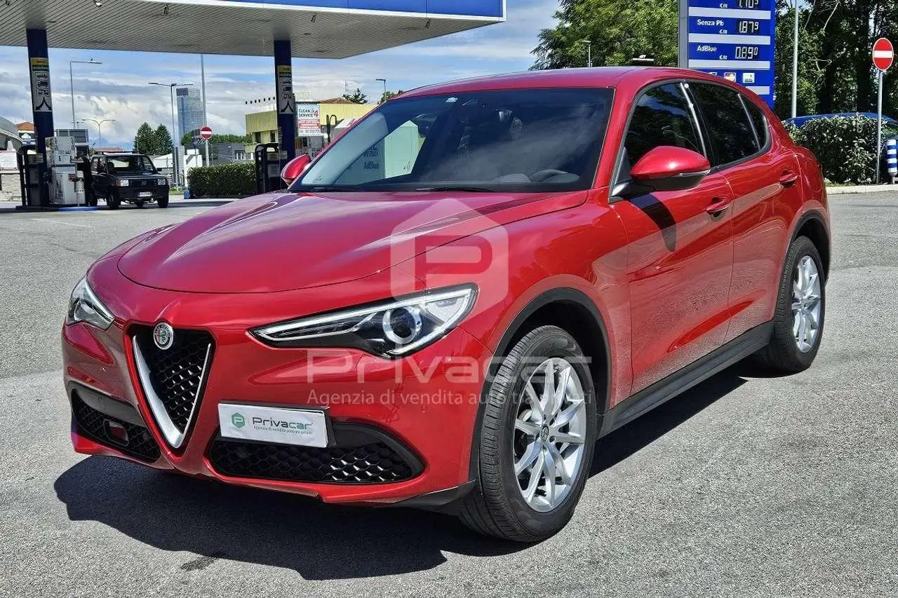 Photo 1 : Alfa Romeo Stelvio 2019 Petrol