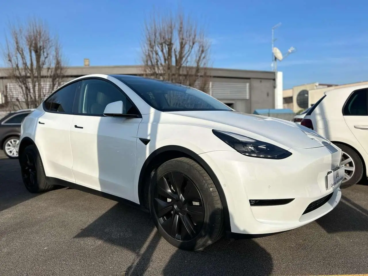 Photo 1 : Tesla Model Y 2021 Electric