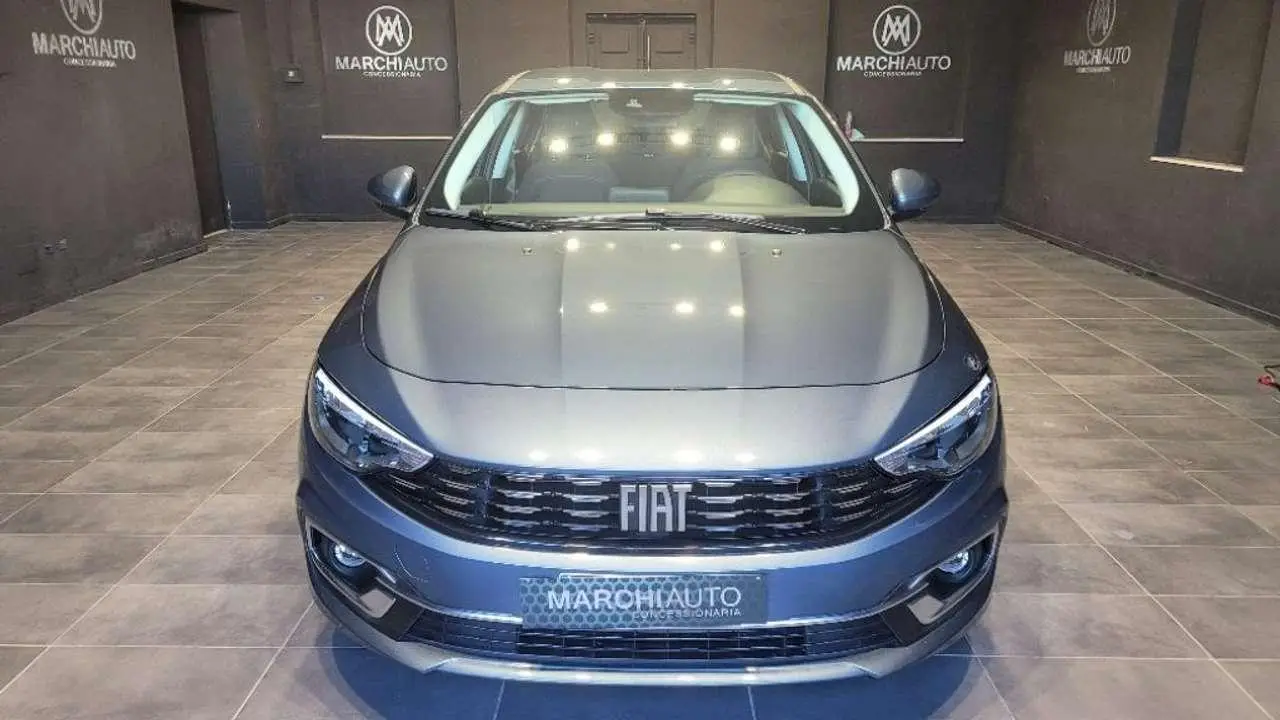 Photo 1 : Fiat Tipo 2023 Hybrid