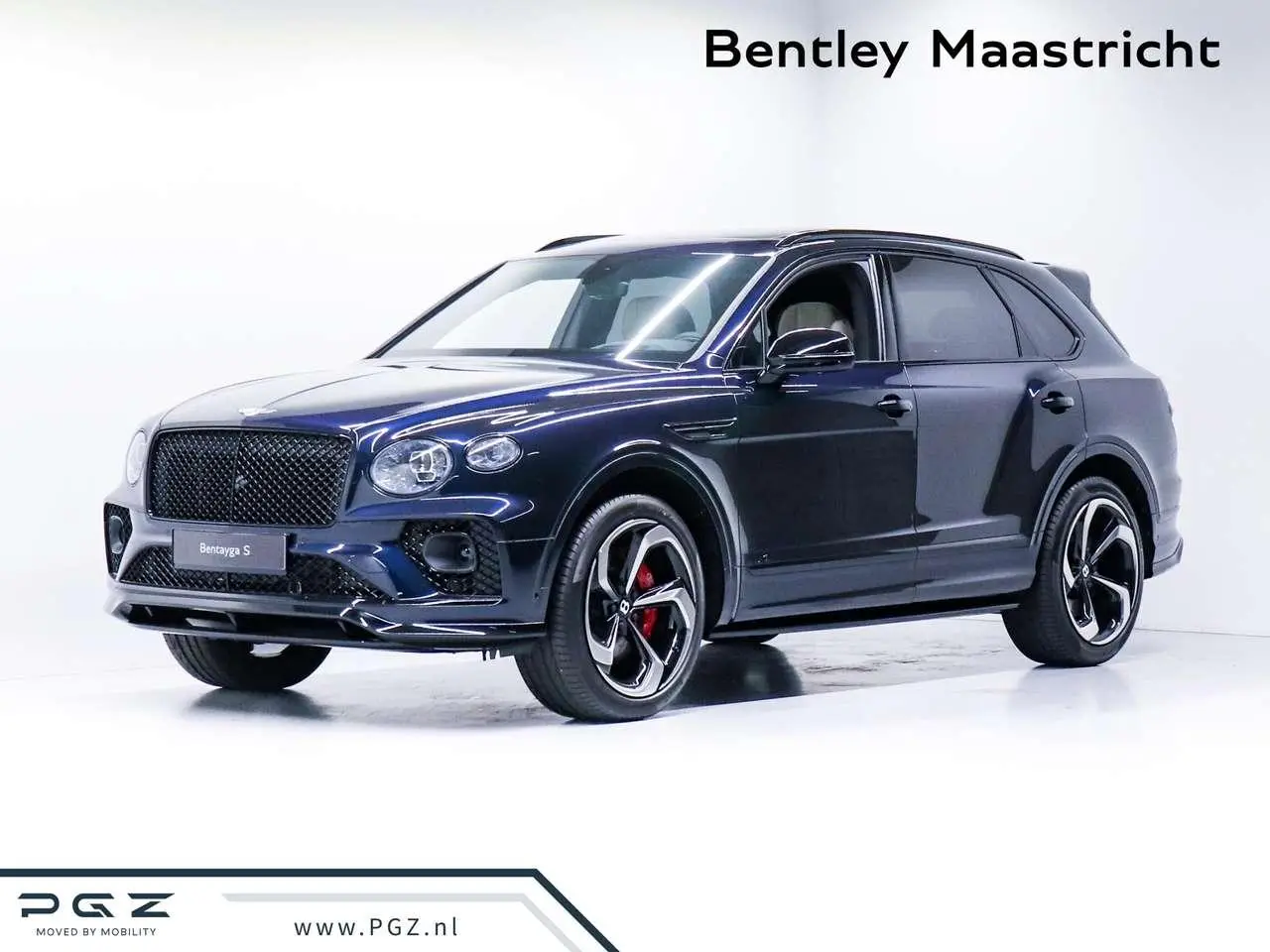 Photo 1 : Bentley Bentayga 2024 Essence