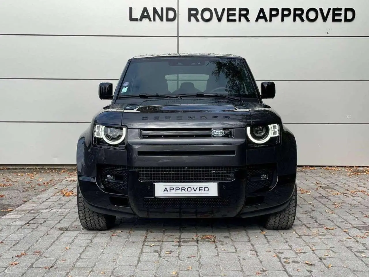 Photo 1 : Land Rover Defender 2022 Others