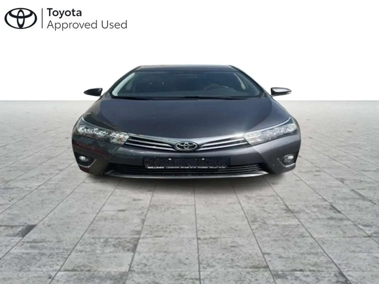 Photo 1 : Toyota Corolla 2015 Petrol