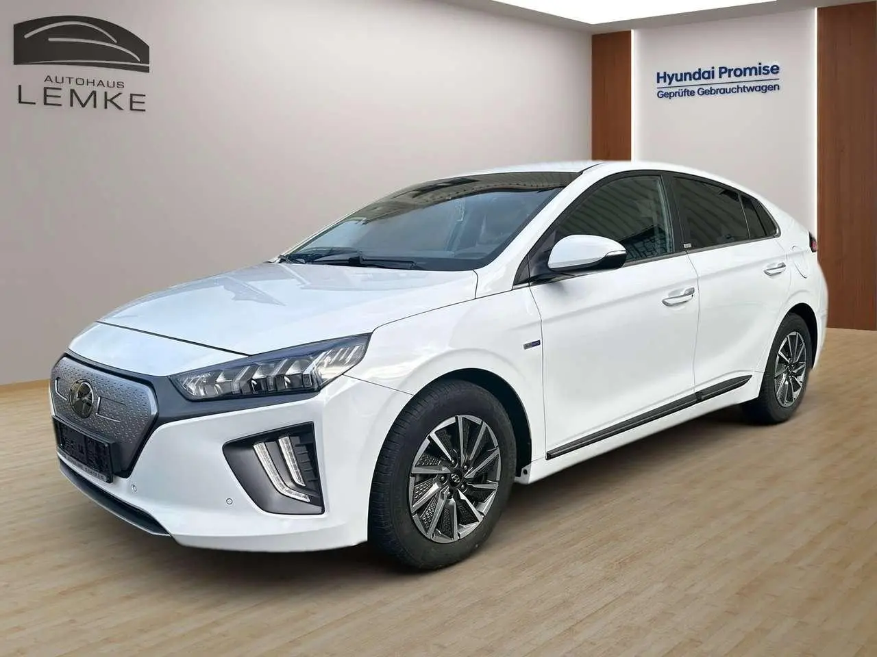 Photo 1 : Hyundai Ioniq 2020 Electric
