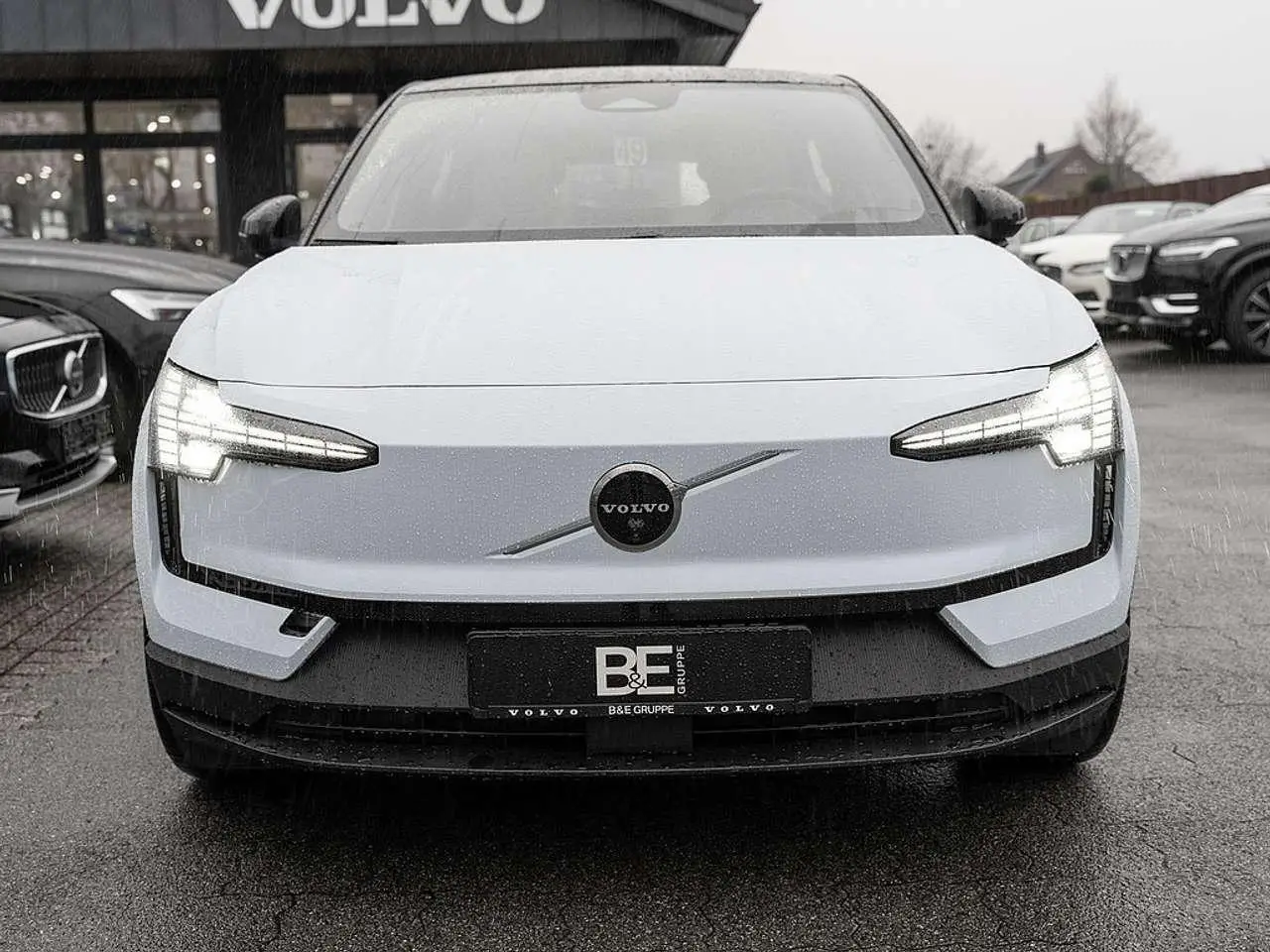 Photo 1 : Volvo Ex30 2024 Électrique
