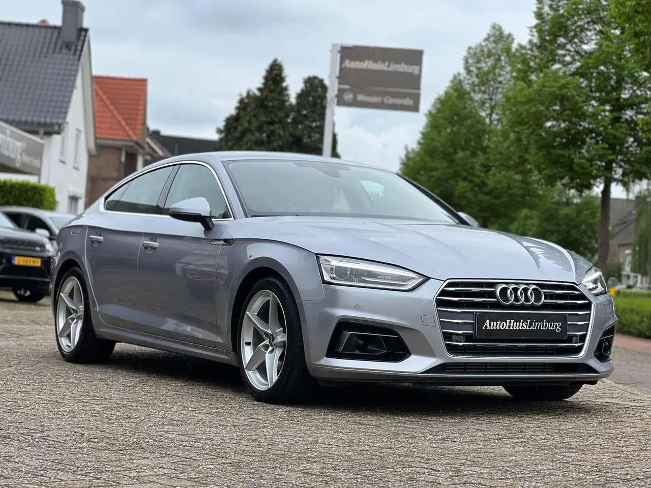 Photo 1 : Audi A5 2019 Hybride