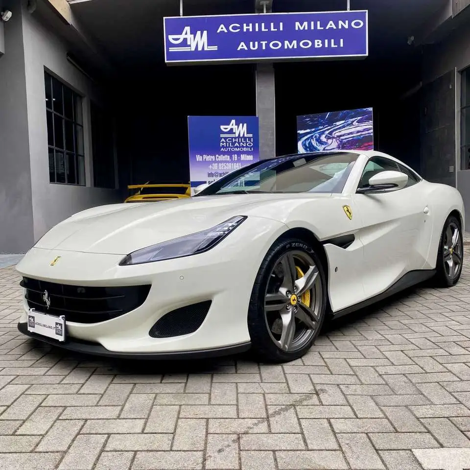 Photo 1 : Ferrari Portofino 2019 Petrol