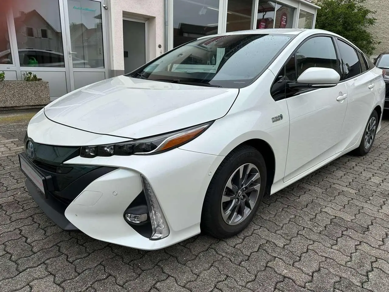 Photo 1 : Toyota Prius 2017 Hybride