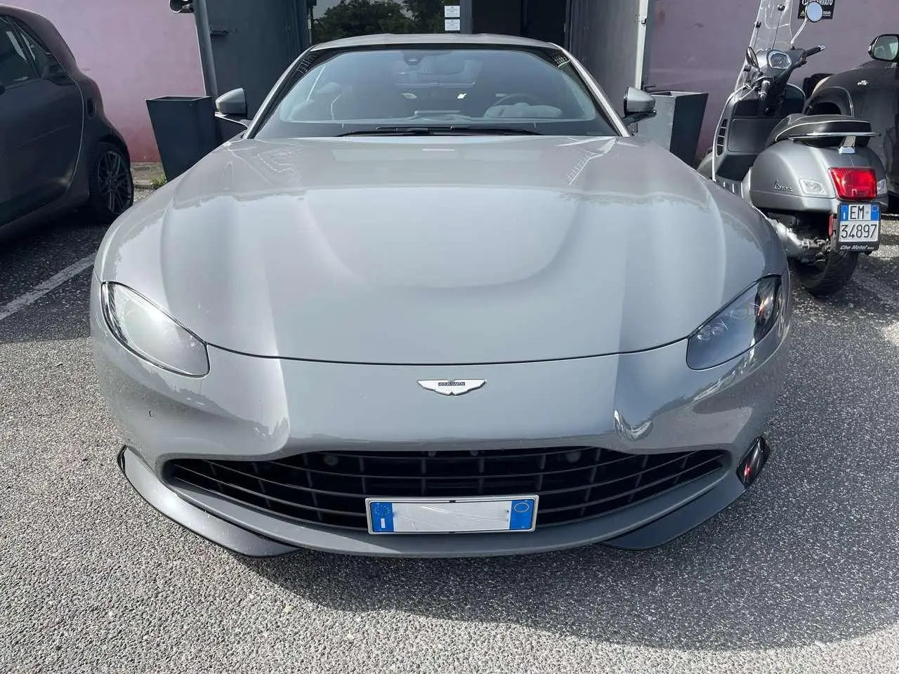 Photo 1 : Aston Martin Vantage 2020 Essence