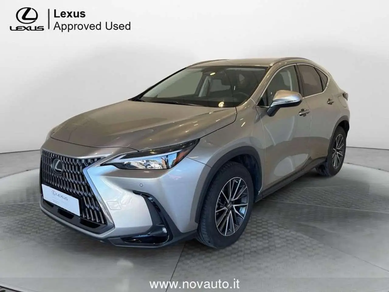 Photo 1 : Lexus Nx 2022 Hybrid
