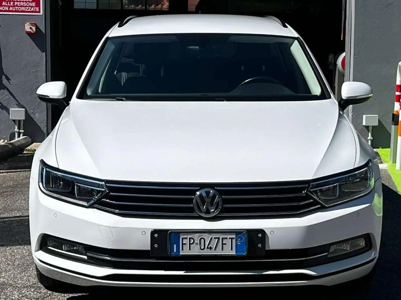 Photo 1 : Volkswagen Passat 2018 Diesel