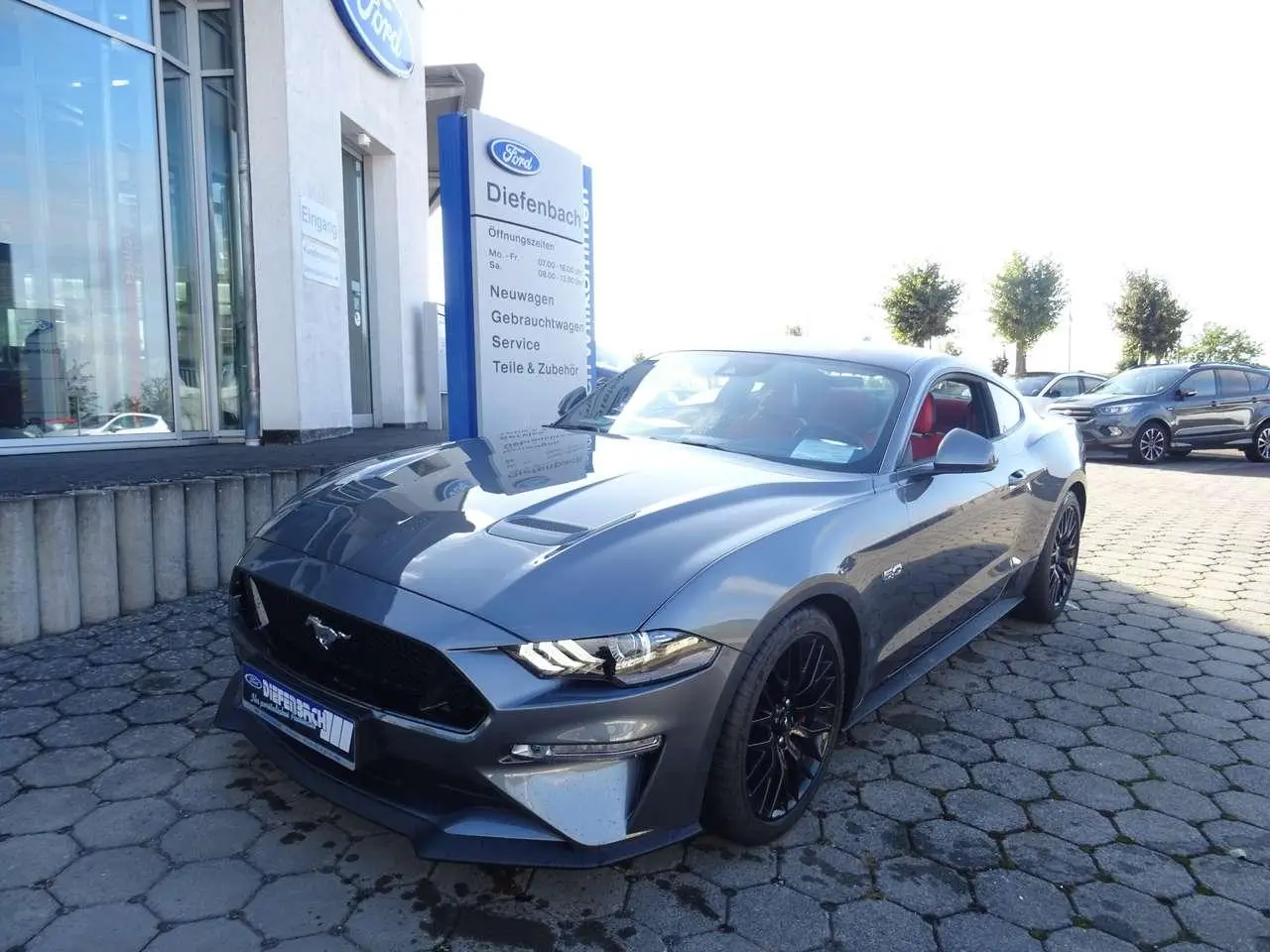 Photo 1 : Ford Mustang 2022 Essence