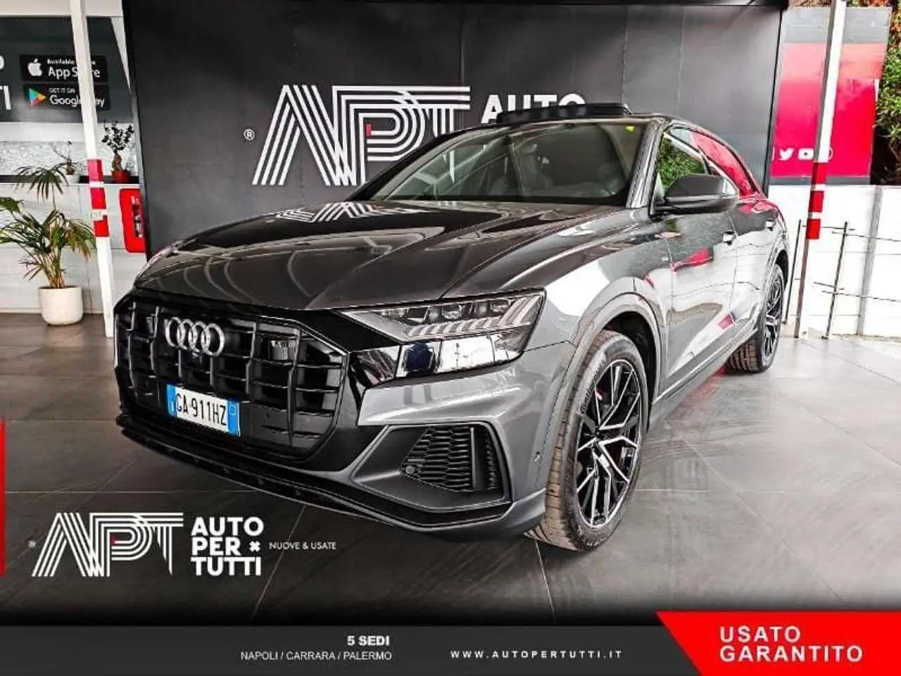 Photo 1 : Audi Q8 2020 Hybrid