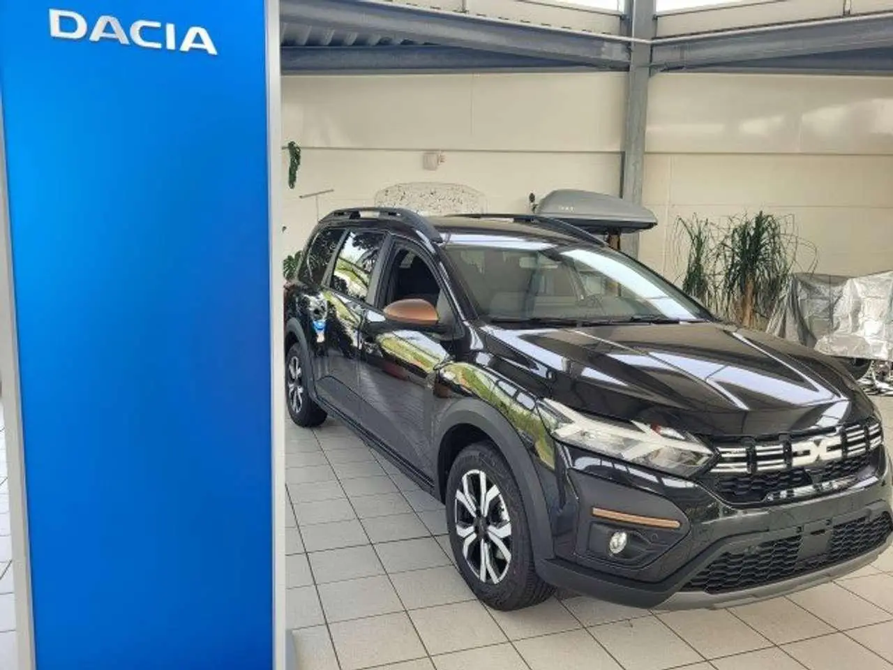 Photo 1 : Dacia Jogger 2024 Hybride