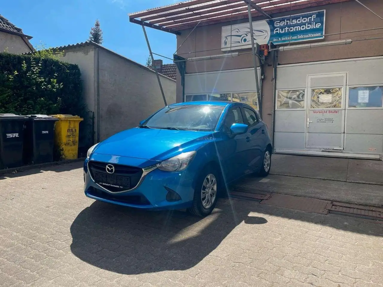 Photo 1 : Mazda 2 2017 Petrol