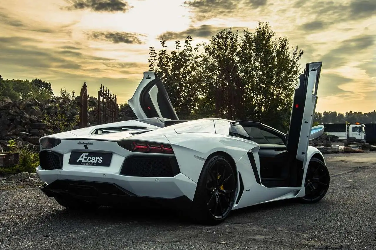 Photo 1 : Lamborghini Aventador 2014 Petrol