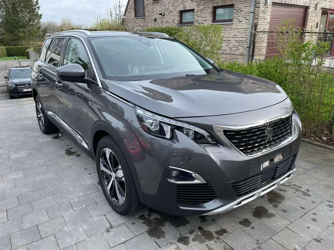 Photo 1 : Peugeot 5008 2018 Petrol
