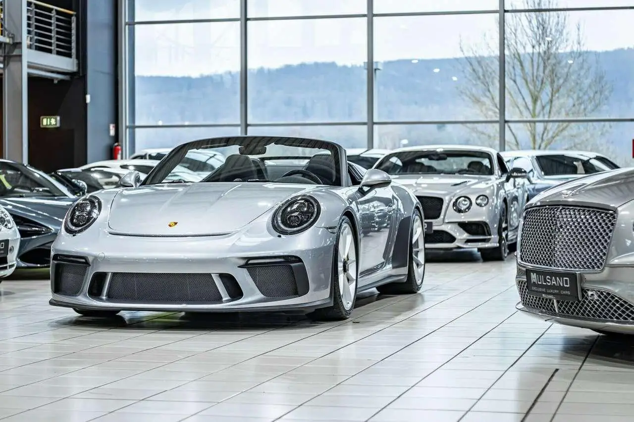 Photo 1 : Porsche 991 2019 Essence