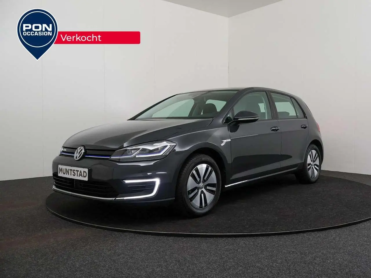 Photo 1 : Volkswagen Golf 2021 Electric