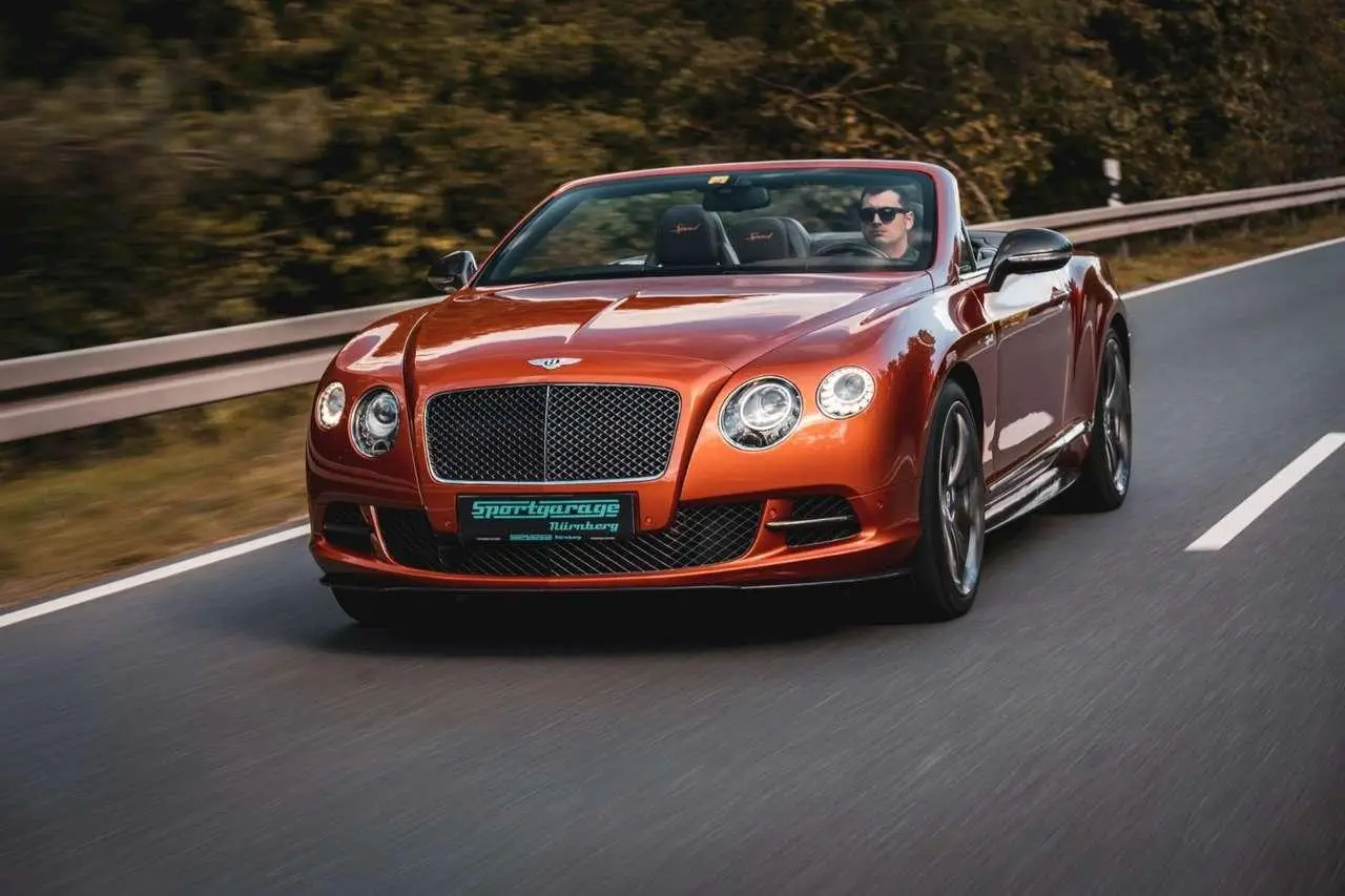 Photo 1 : Bentley Continental 2015 Essence