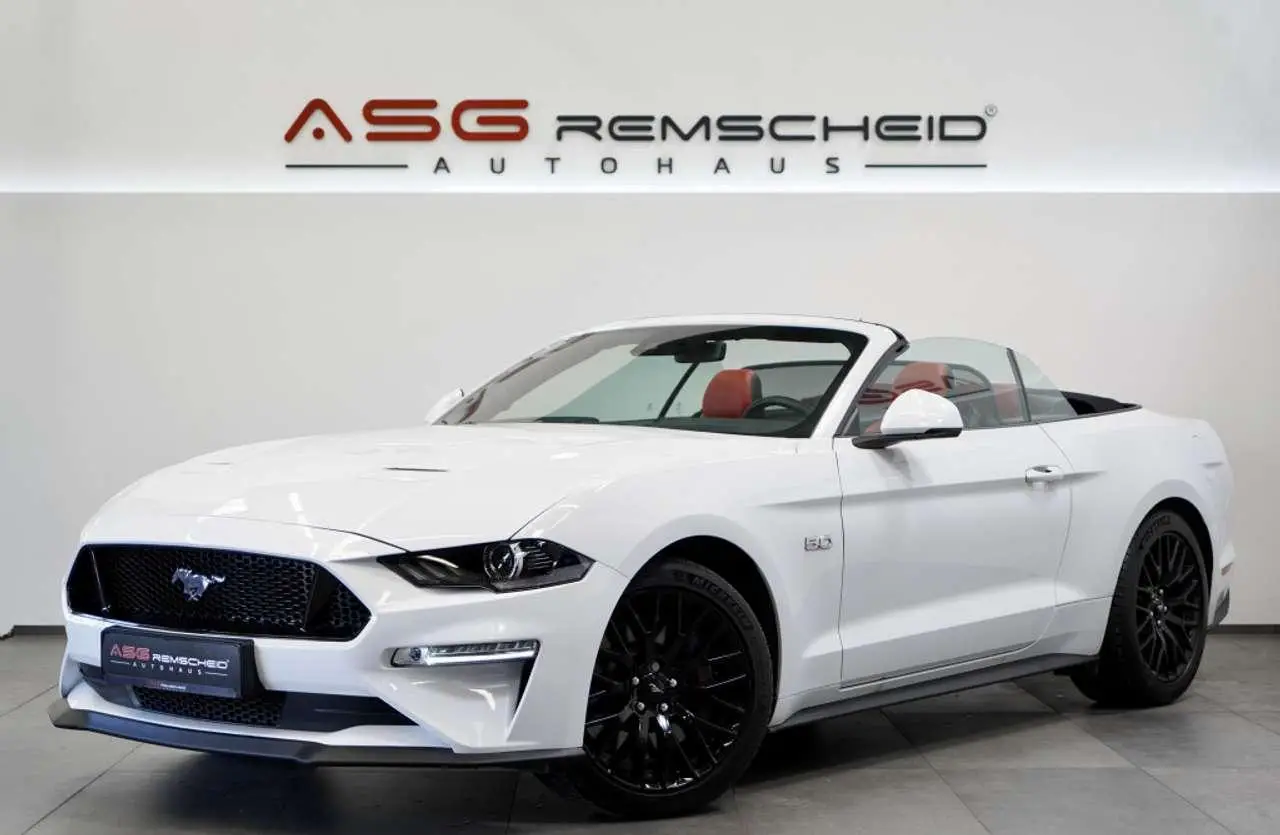 Photo 1 : Ford Mustang 2021 Essence