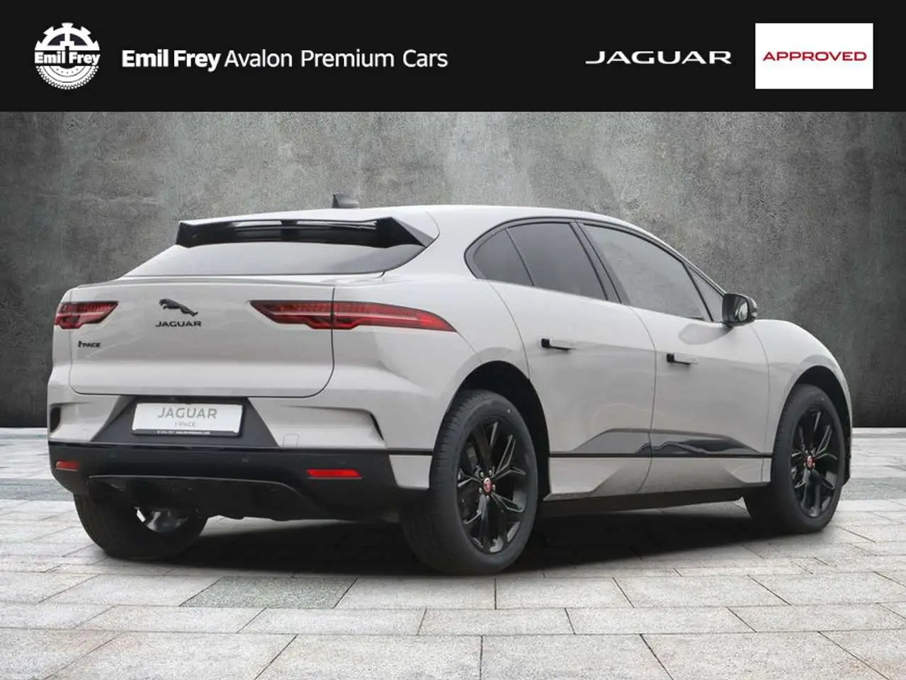 Photo 1 : Jaguar I-pace 2023 Electric