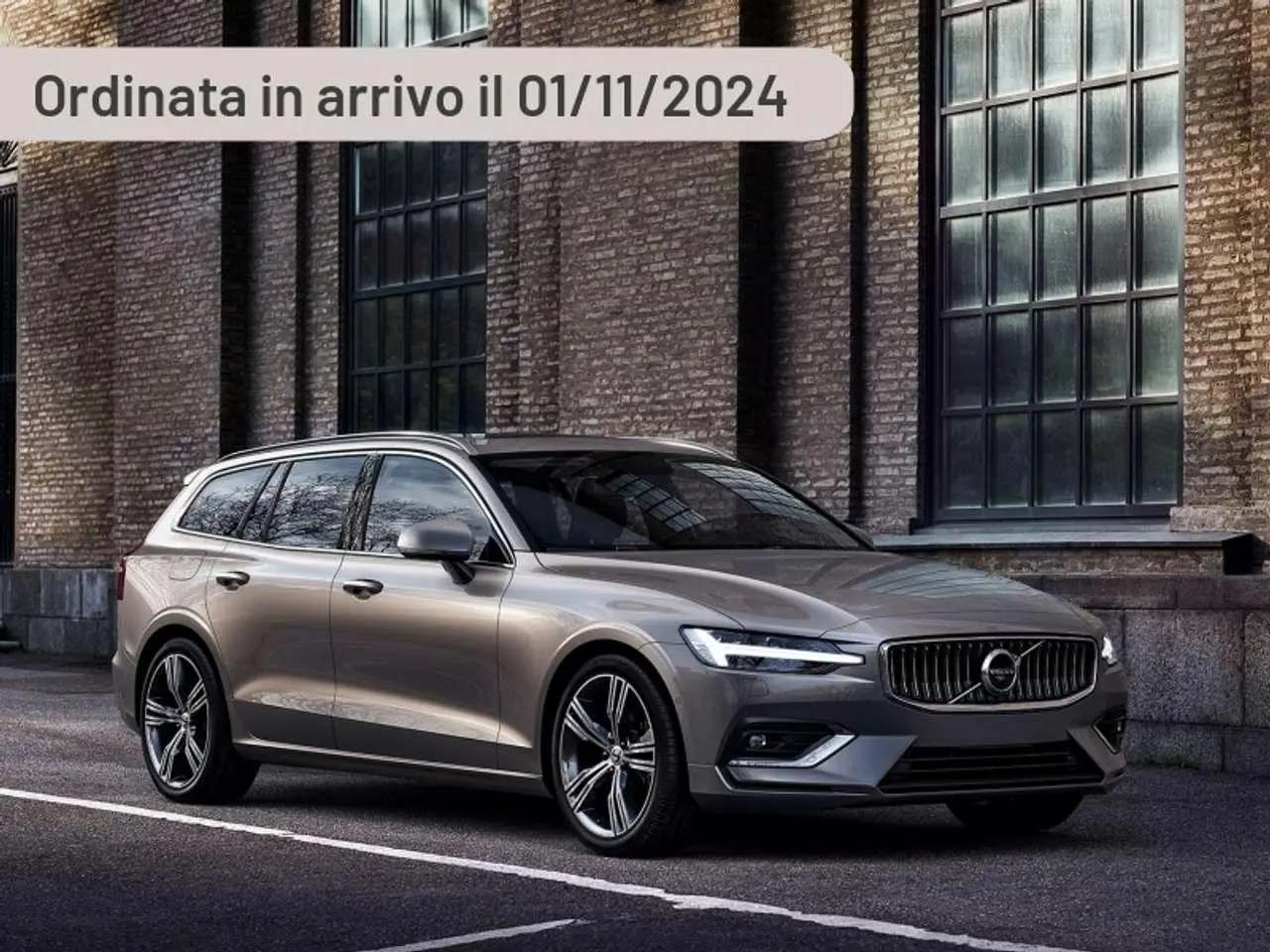 Photo 1 : Volvo V60 2024 Hybrid
