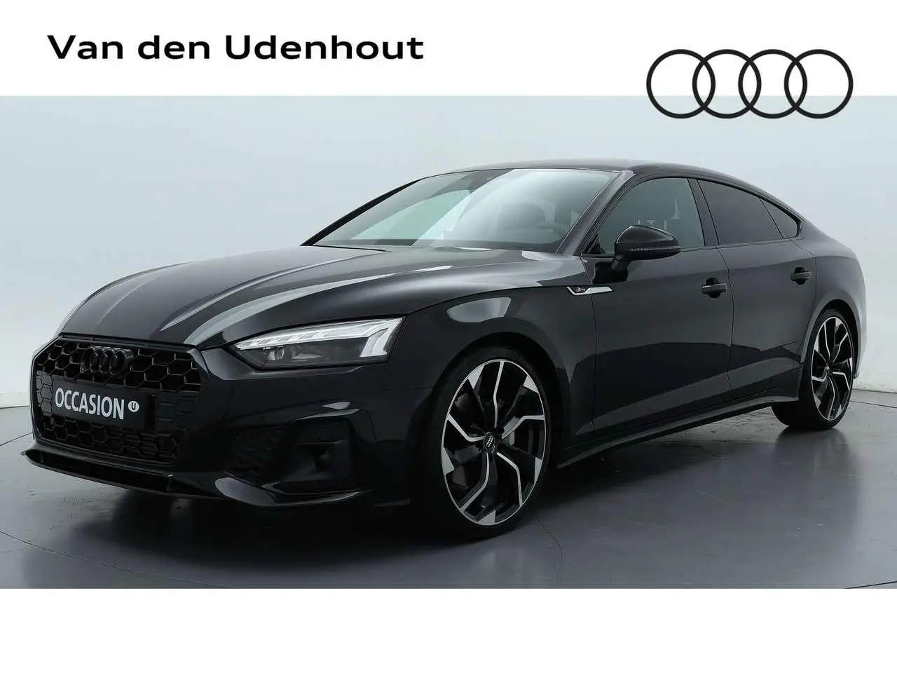 Photo 1 : Audi A5 2024 Petrol