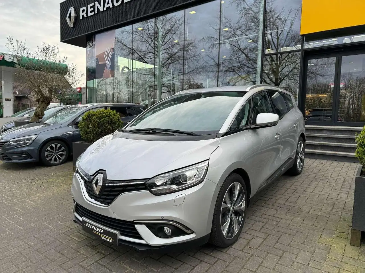 Photo 1 : Renault Grand Scenic 2017 Petrol
