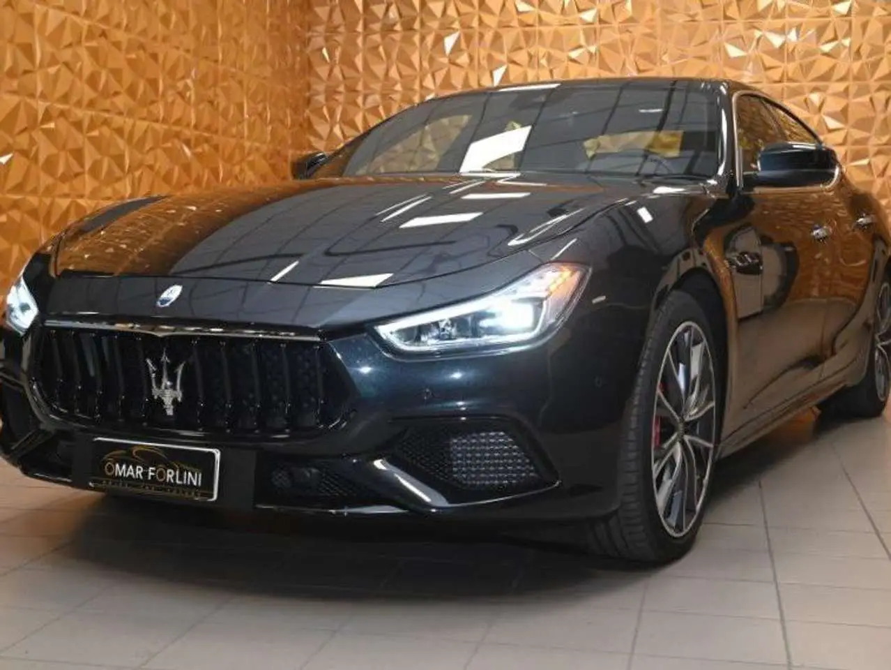 Photo 1 : Maserati Ghibli 2022 Petrol