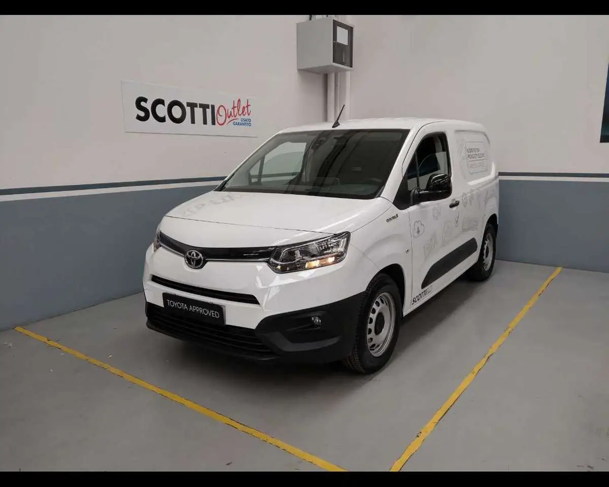 Photo 1 : Toyota Proace 2022 Electric