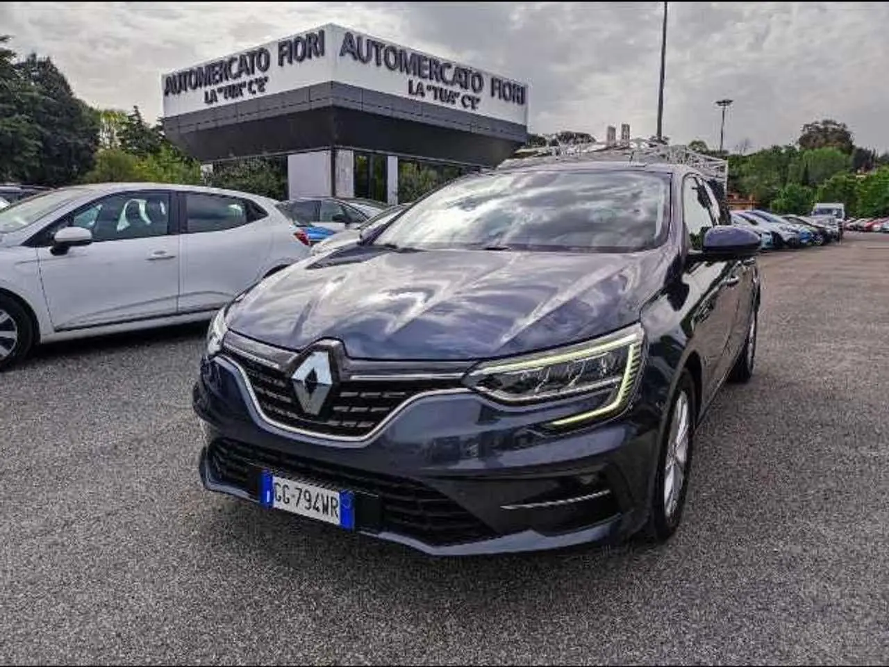 Photo 1 : Renault Megane 2021 Hybride